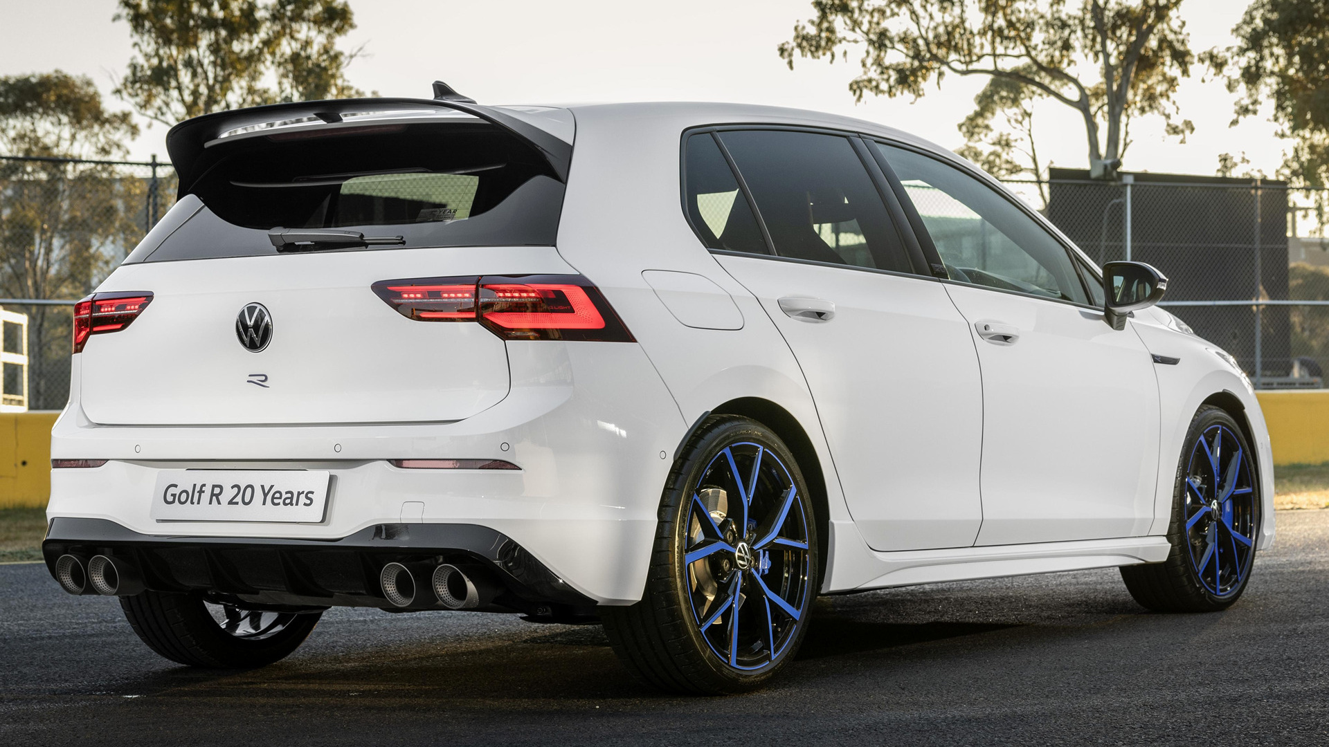 2023 Volkswagen Golf R 20 Years (AU) - Wallpapers and HD Images | Car Pixel