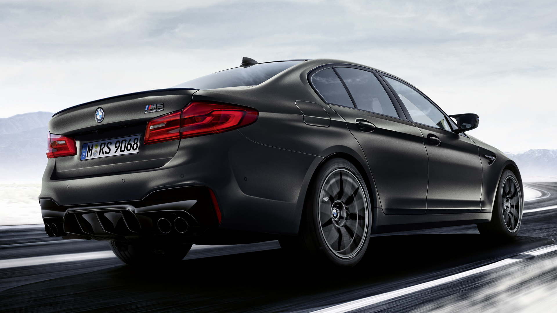 The Ultimate Driving Machine: The 2019 BMW M5 Edition 35 Jahre